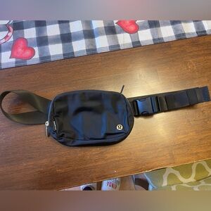 Lululemon Everywhere Belt Bag.
